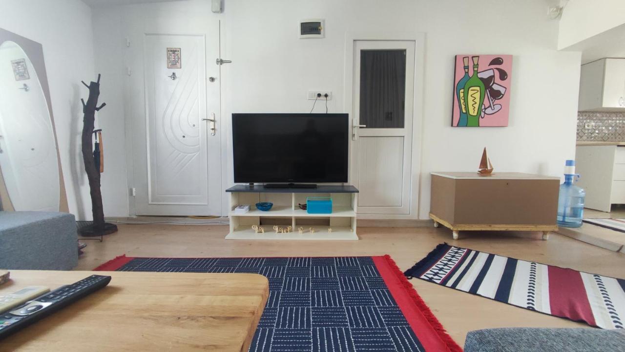Central, Cozy, 15 Min Walk To The Beach, Fast Wi-Fi, Free Parking, 4Ppl ボドルム エクステリア 写真